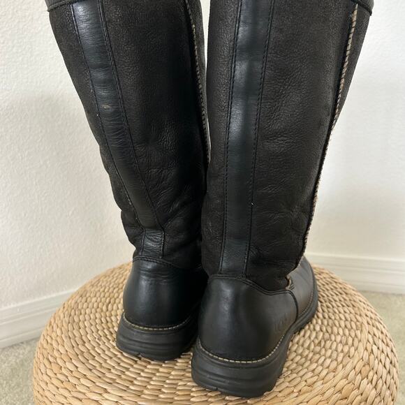 UGG Brooks Tall Black Leather Boots Genuine Sheepskin Lining Women’s Sz 8 Winter - Picture 11 of 16